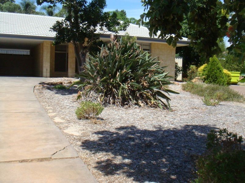 18A Mary Drive, Lesmurdie WA 6076