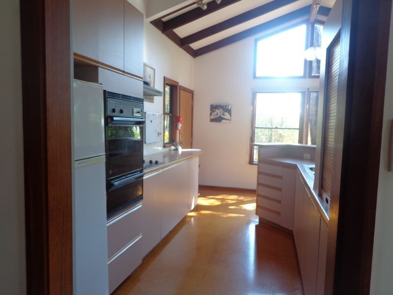 46 Chaucer Way, Kalamunda WA 6076