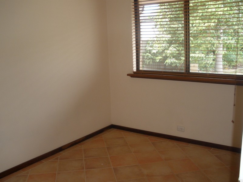 29 Hicks Street, Forrestfield WA 6058