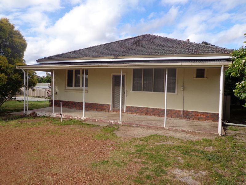 6 JeanHulley Drive, High Wycombe WA 6057