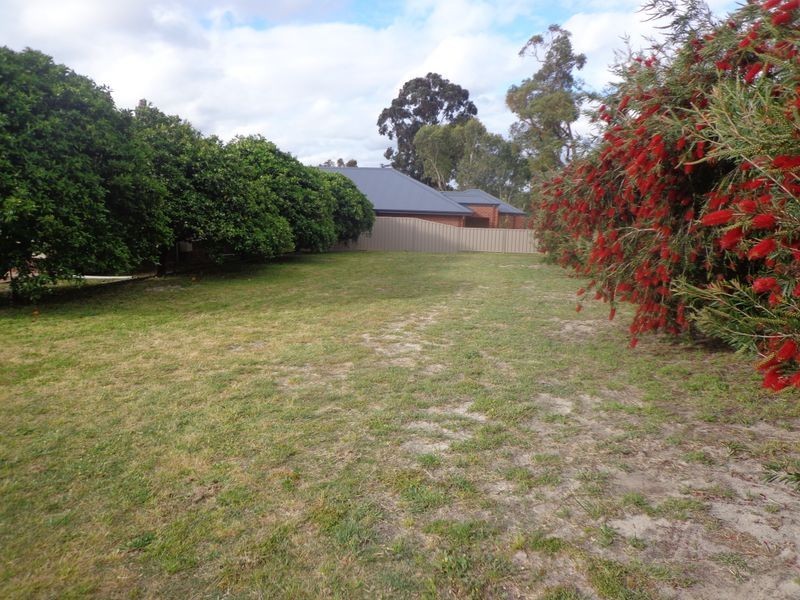 6 JeanHulley Drive, High Wycombe WA 6057