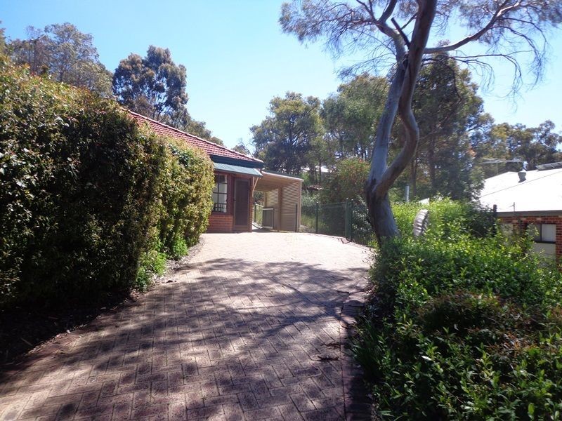 30 Valley Road, Kalamunda WA 6076