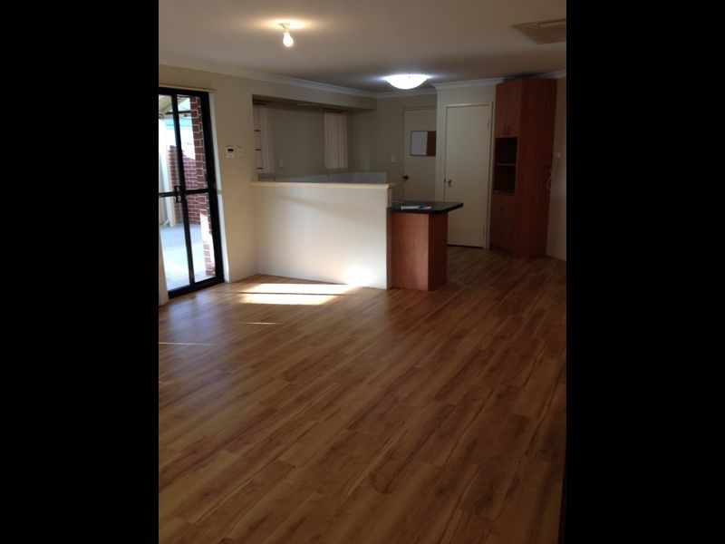 5 Copper Lane, Wattle Grove WA 6107