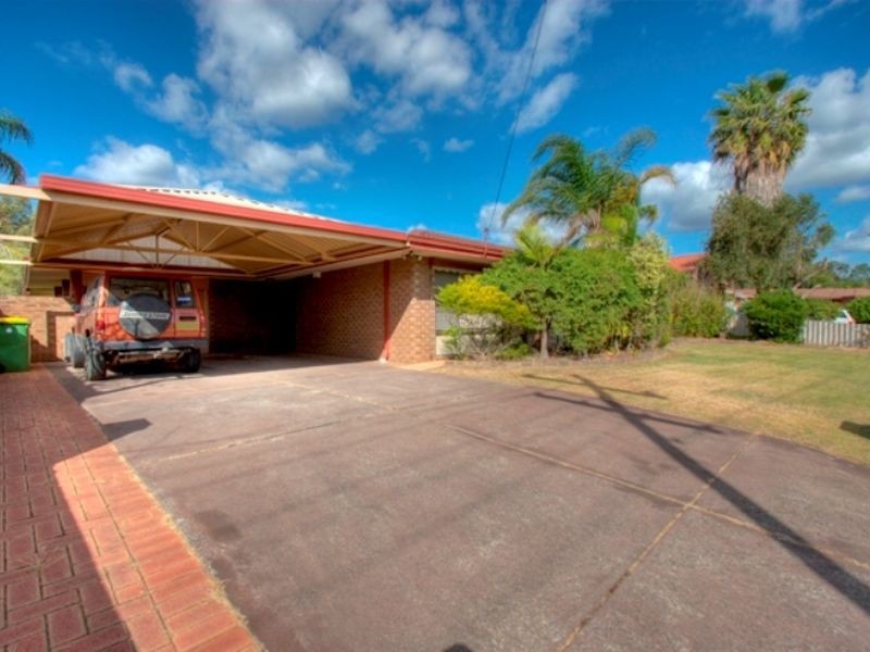 39 Agincourt Drive, Forrestfield WA 6058