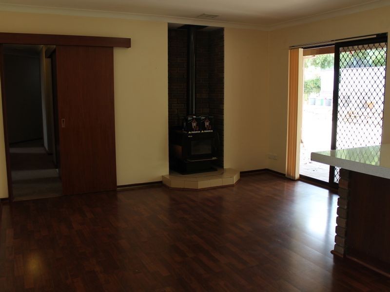 26 Armour Way, Lesmurdie WA 6076