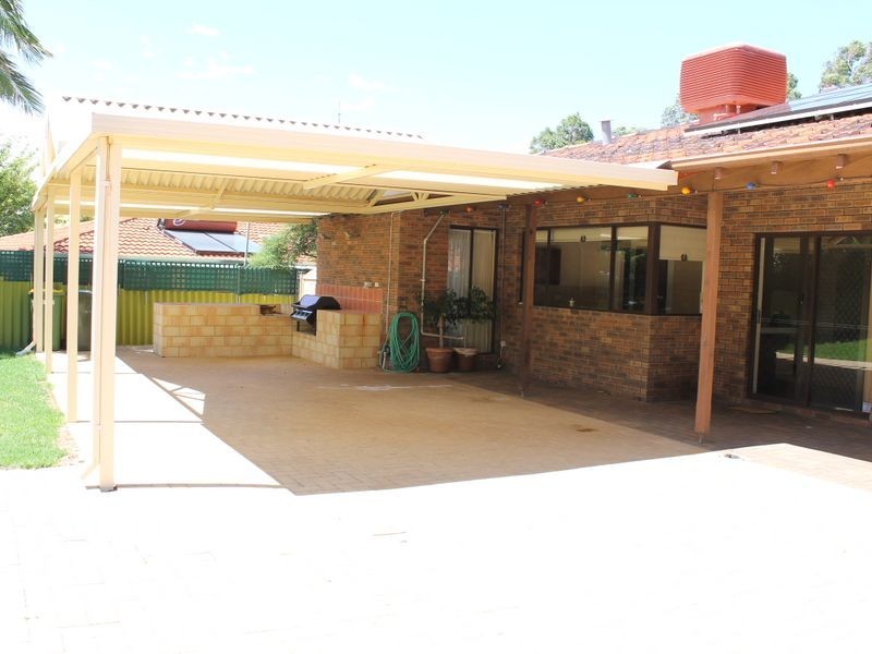 26 Armour Way, Lesmurdie WA 6076