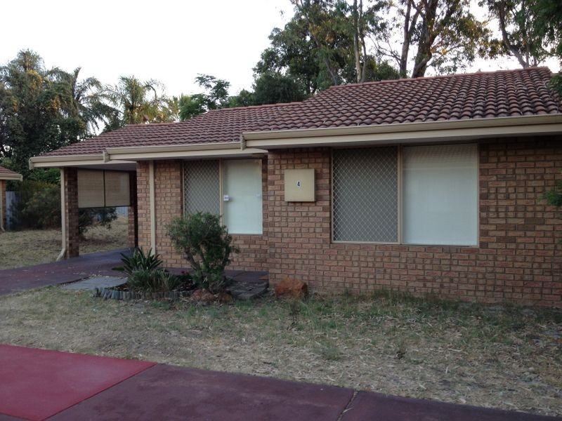 4/84 Agincourt Drive, Forrestfield WA 6058