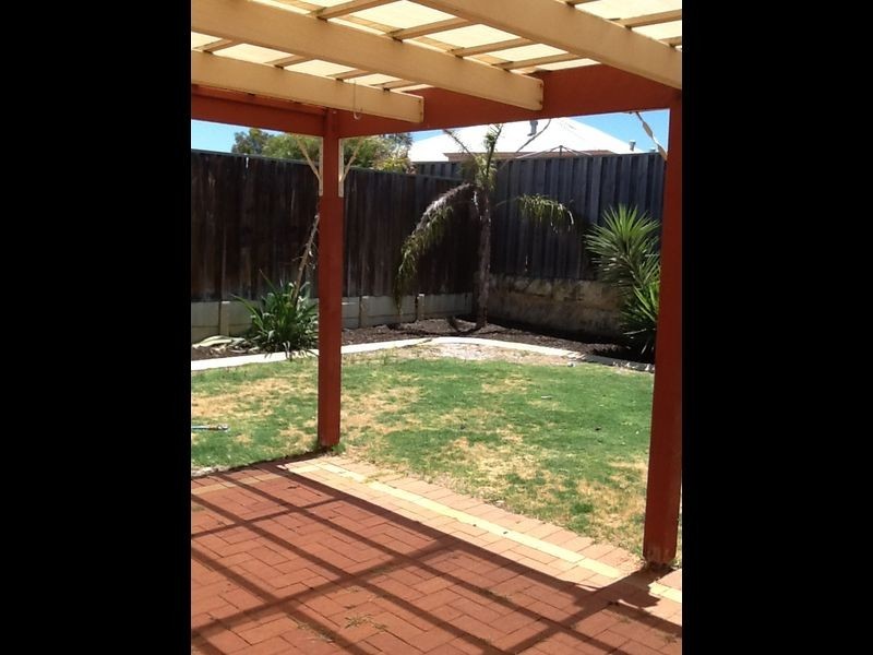 7 Clover Way, Ellenbrook WA 6069