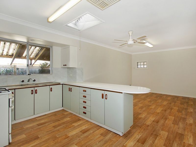 19 Aralia Way, Forrestfield WA 6058