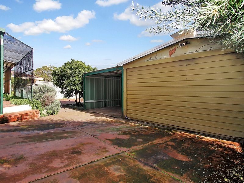 19 Aralia Way, Forrestfield WA 6058