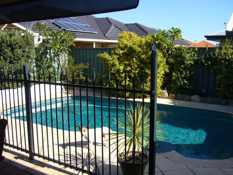 4 Welby Crescent, High Wycombe WA 6057