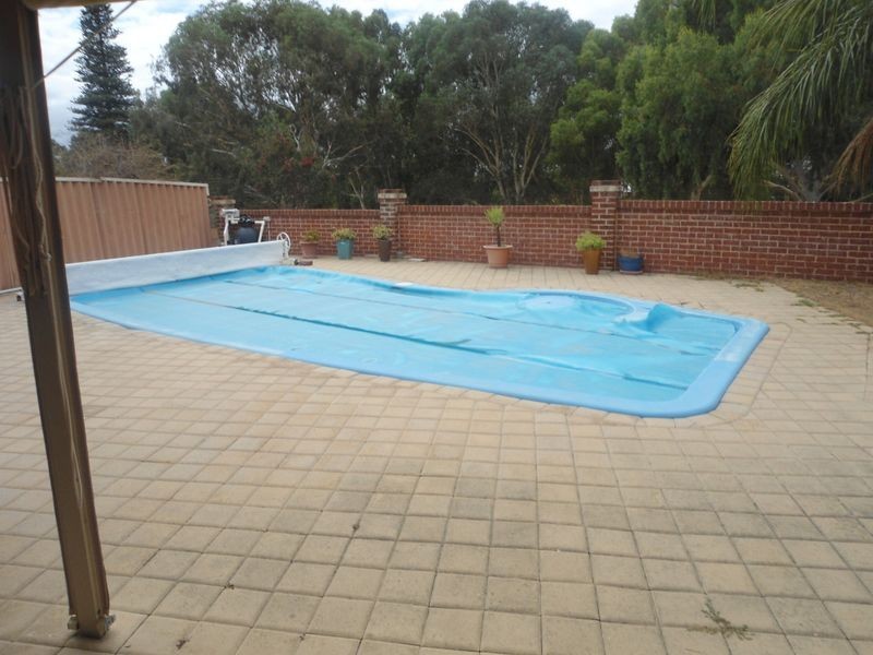 24B Valley Brook Road, Caversham WA 6055