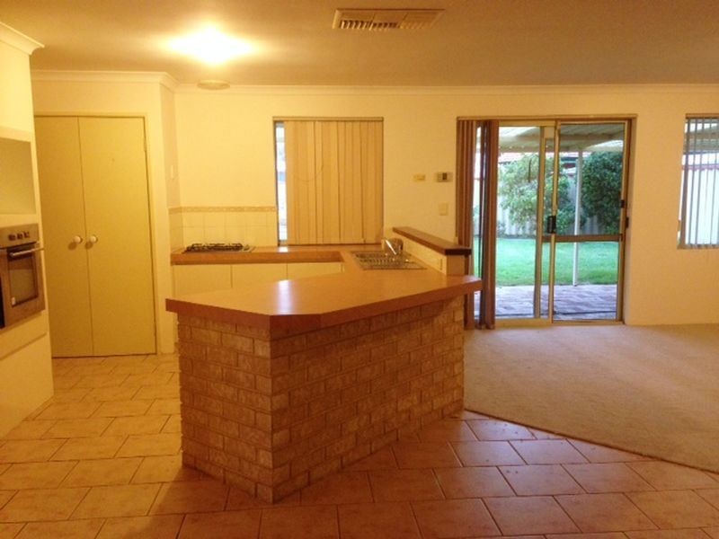 18 Gardenia Gardens, Helena Valley WA 6056