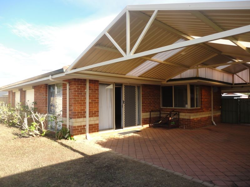 53 Hardey East Road, Wattle Grove WA 6107