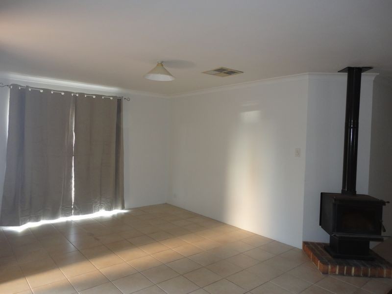 53 Hardey East Road, Wattle Grove WA 6107