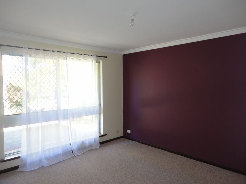 64 Orangedale Road, Lesmurdie WA 6076