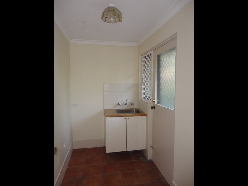 64 Orangedale Road, Lesmurdie WA 6076