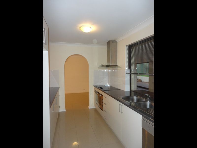 14 Brigalow Way, Lesmurdie WA 6076