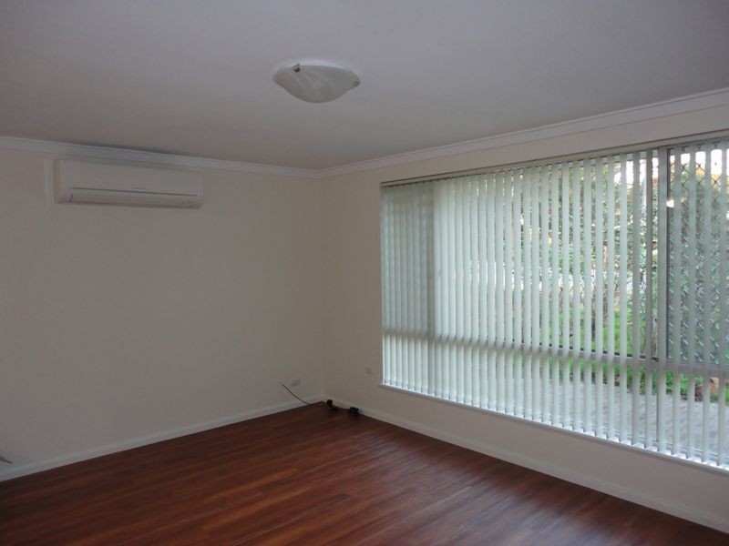 16 Orangedale Road, Lesmurdie WA 6076