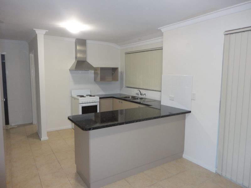 16 Orangedale Road, Lesmurdie WA 6076