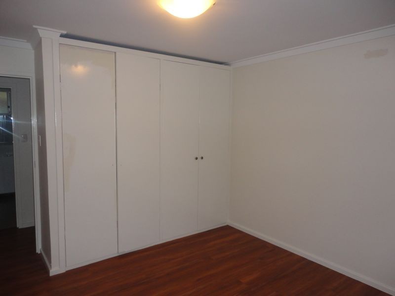 16 Orangedale Road, Lesmurdie WA 6076