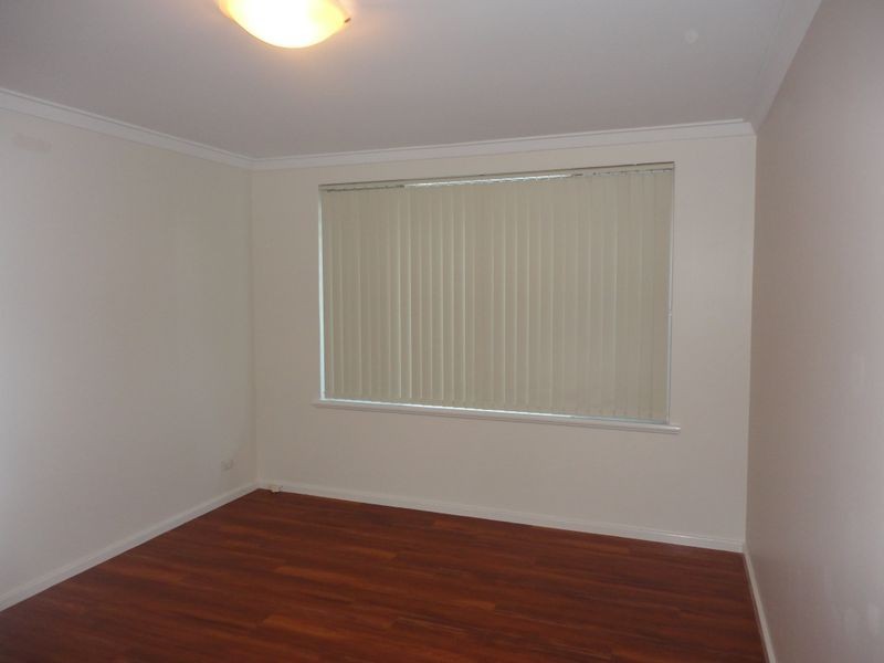 16 Orangedale Road, Lesmurdie WA 6076