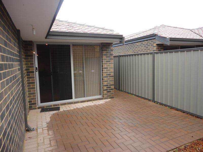19/2 Briza Lane, Forrestfield WA 6058
