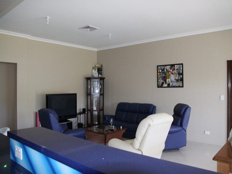 32 Gooseberry Hill Road, Gooseberry Hill WA 6076