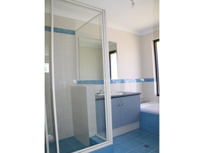 32 Gooseberry Hill Road, Gooseberry Hill WA 6076