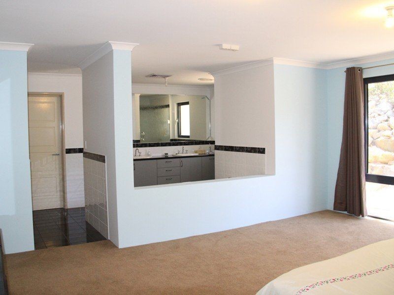 32 Gooseberry Hill Road, Gooseberry Hill WA 6076