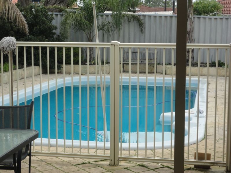 4 Wycombe Road, High Wycombe WA 6057