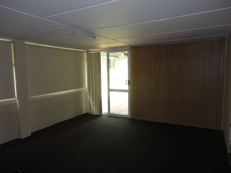 271 Lesmurdie Road, Lesmurdie WA 6076