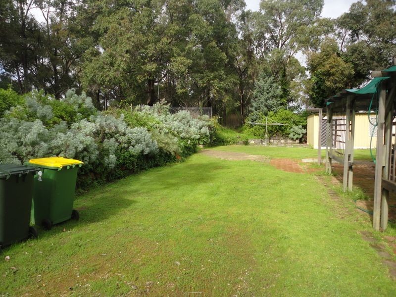 271 Lesmurdie Road, Lesmurdie WA 6076