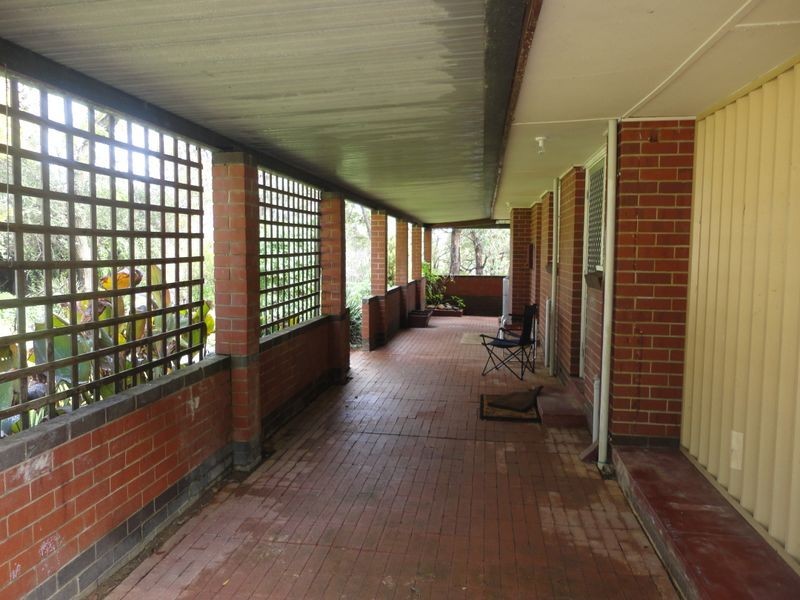 271 Lesmurdie Road, Lesmurdie WA 6076