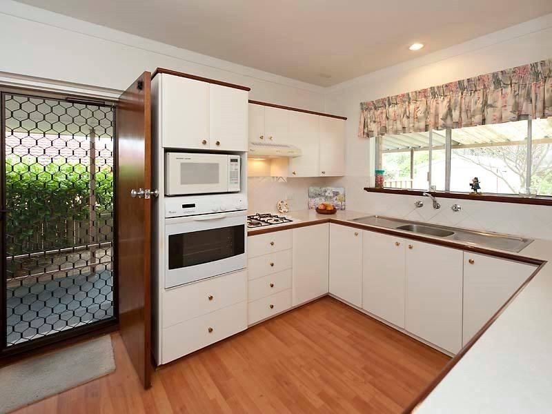 27 Wittenoom Road, High Wycombe WA 6057