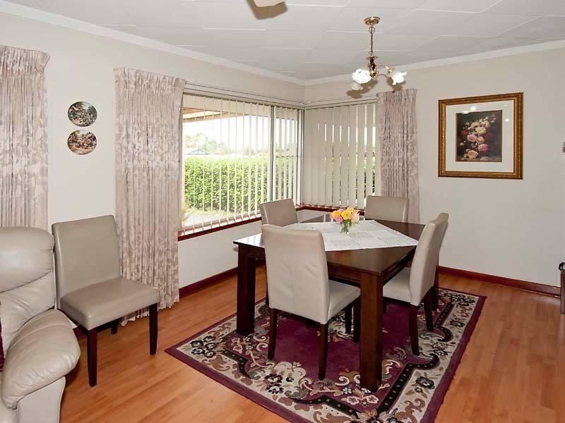 27 Wittenoom Road, High Wycombe WA 6057