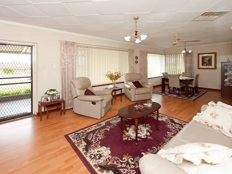 27 Wittenoom Road, High Wycombe WA 6057