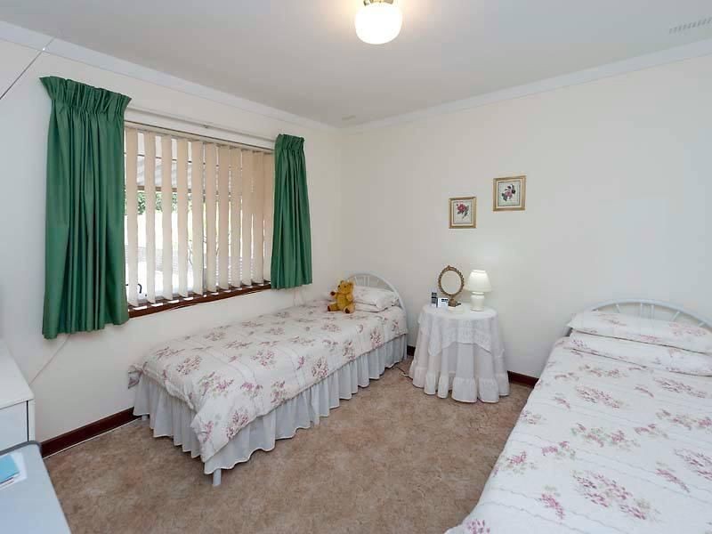 27 Wittenoom Road, High Wycombe WA 6057