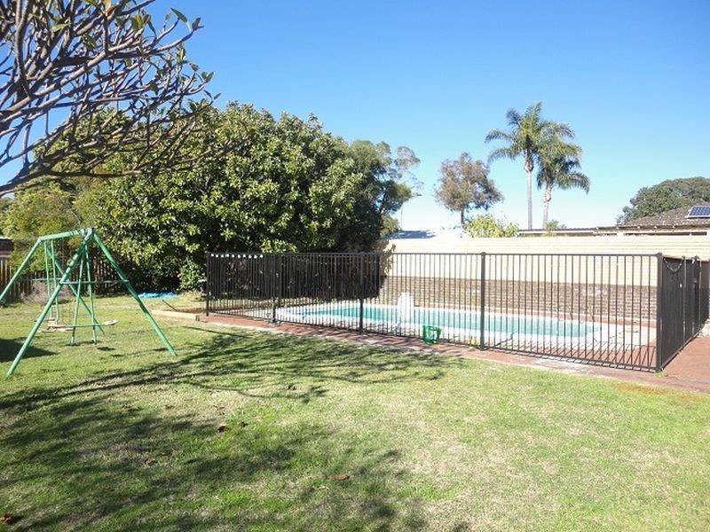 27 Wittenoom Road, High Wycombe WA 6057