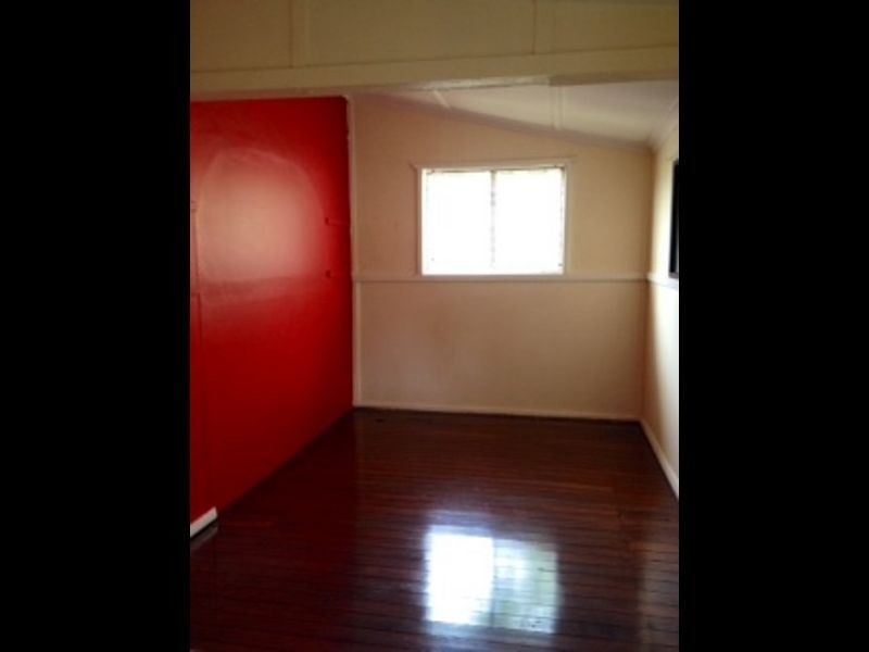 100 Clayton Street, Bellevue WA 6056