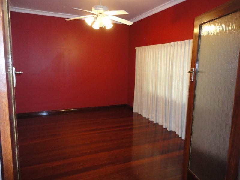 16 Recreation Road, Kalamunda WA 6076