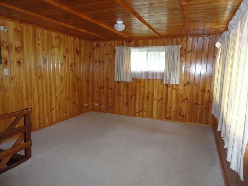 16 Recreation Road, Kalamunda WA 6076