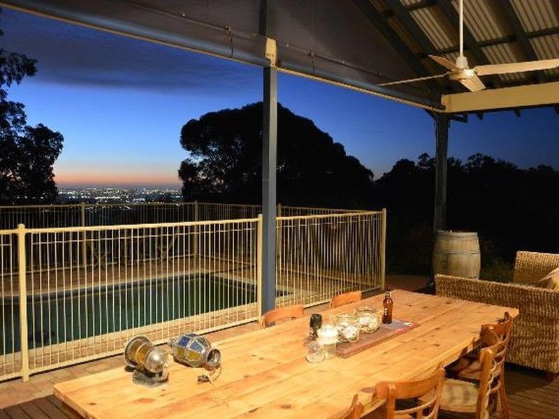 11 Arthur Road, Gooseberry Hill WA 6076