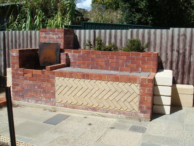 4 Phillip Grove, Kalamunda WA 6076