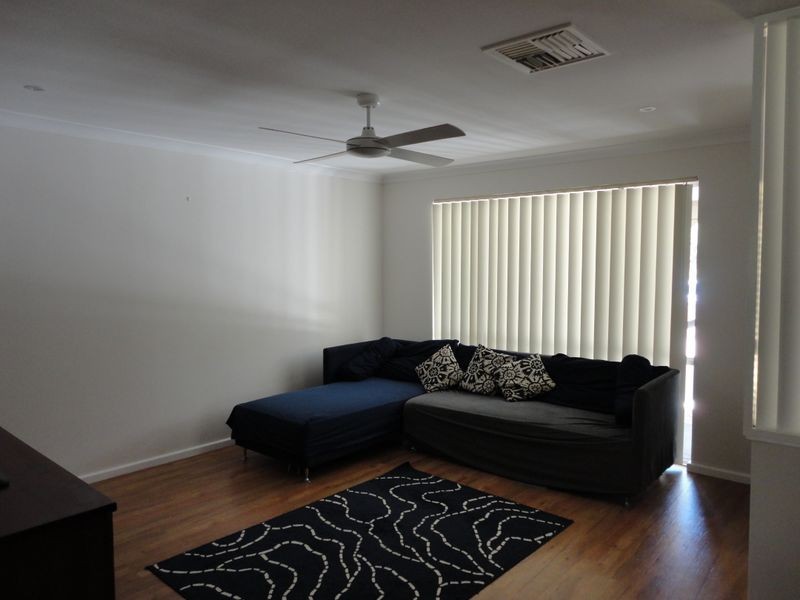 17 Landers Road, Lesmurdie WA 6076