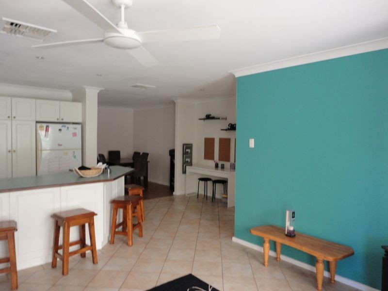 17 Landers Road, Lesmurdie WA 6076