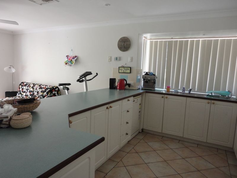 17 Landers Road, Lesmurdie WA 6076