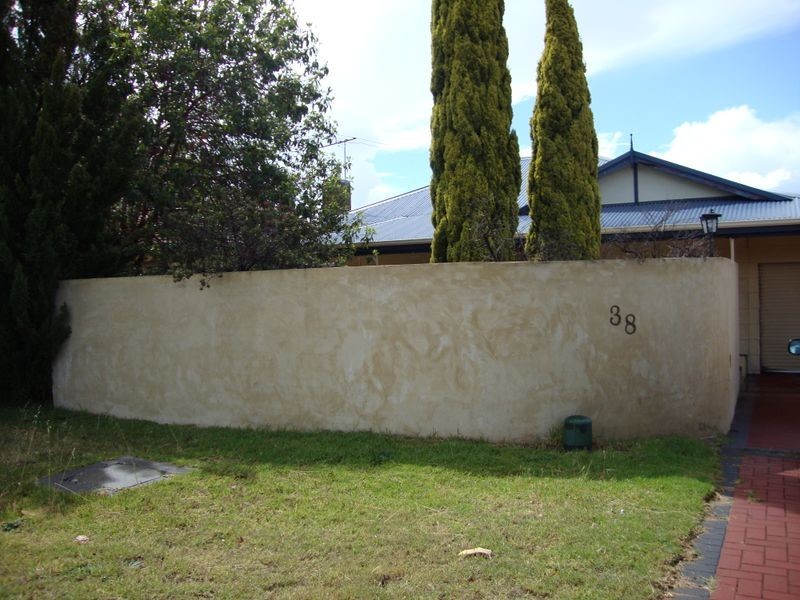 38 Lacey Street, Beckenham WA 6107