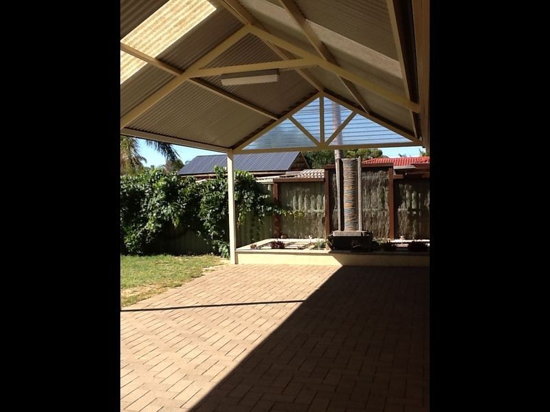 10 Ilex Way, Forrestfield WA 6058