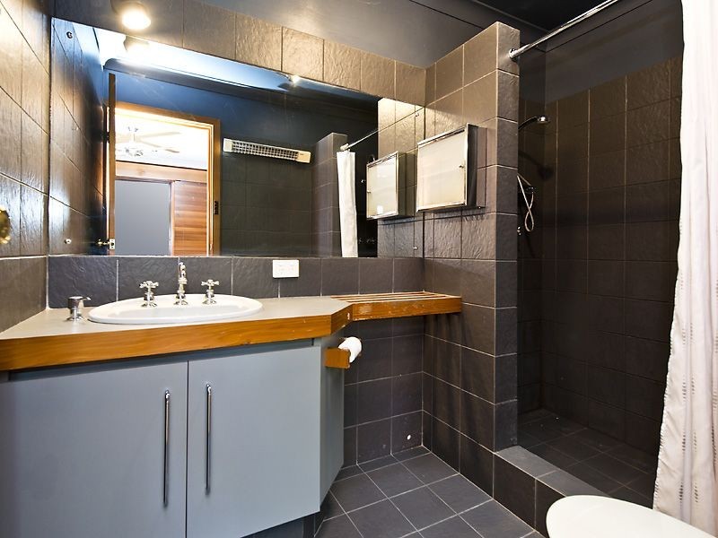 12 Jaraba Avenue, Gooseberry Hill WA 6076